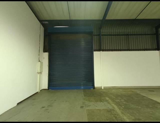 INDUSTRIAL PROPERTY TO RENT IN STRYDOM PARK